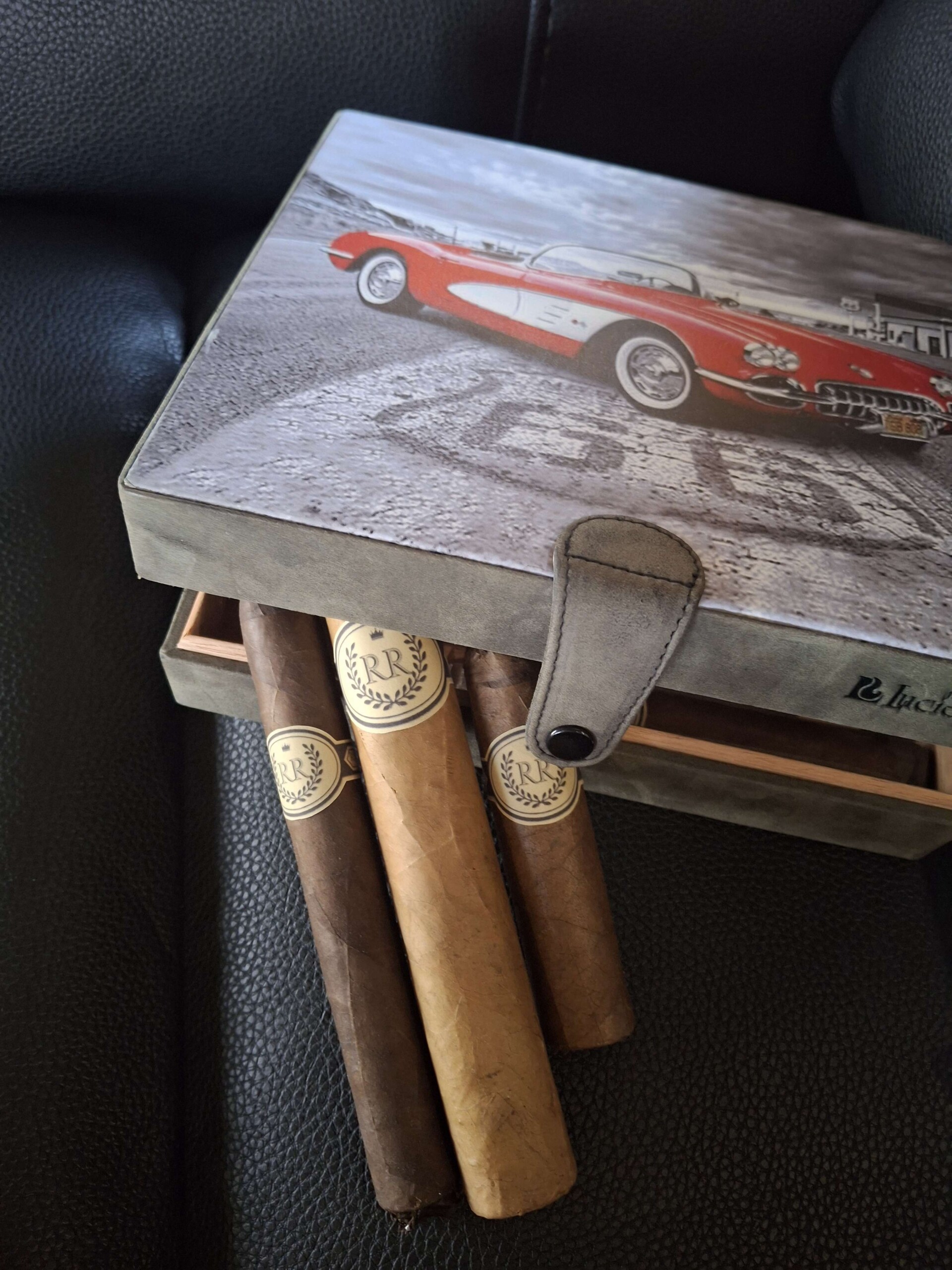 The Best Cigar Lounge in Durant, OK: Red River Cigars